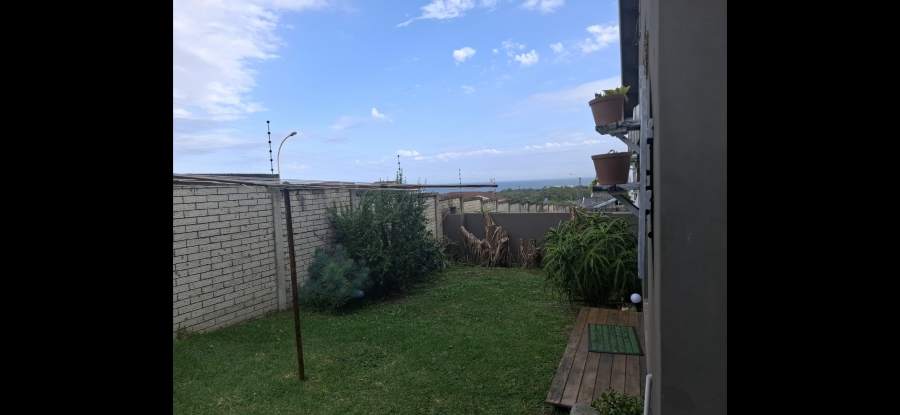 2 Bedroom Property for Sale in Sunnyridge Eastern Cape